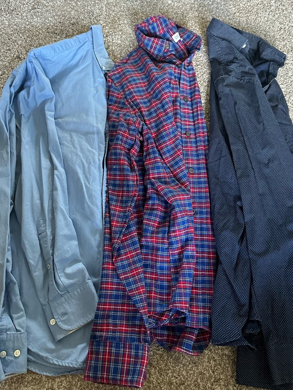 THREE Gap button down shirts